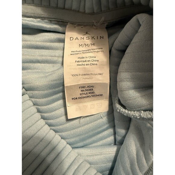 Danskin Women’s Medium  Blue Ribbed Long Sleeve Athletic Casual Minimalist - Picture 3 of 3